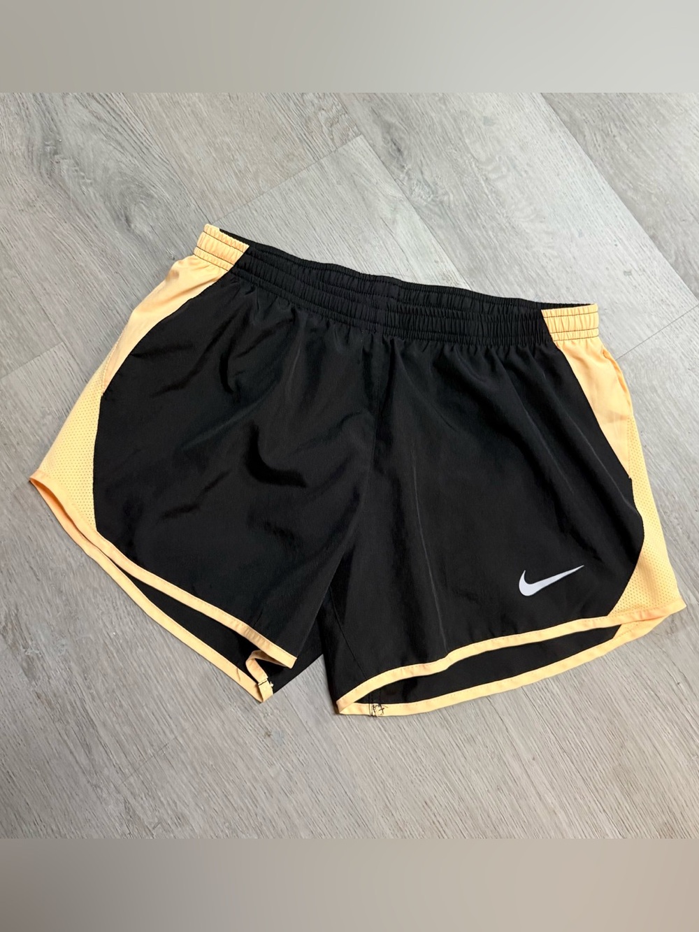 •NIKE• RUNNING SHORTS
